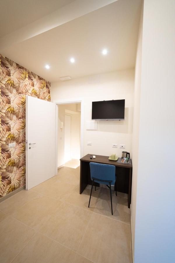 Numisia Guest House Terracina Εξωτερικό φωτογραφία