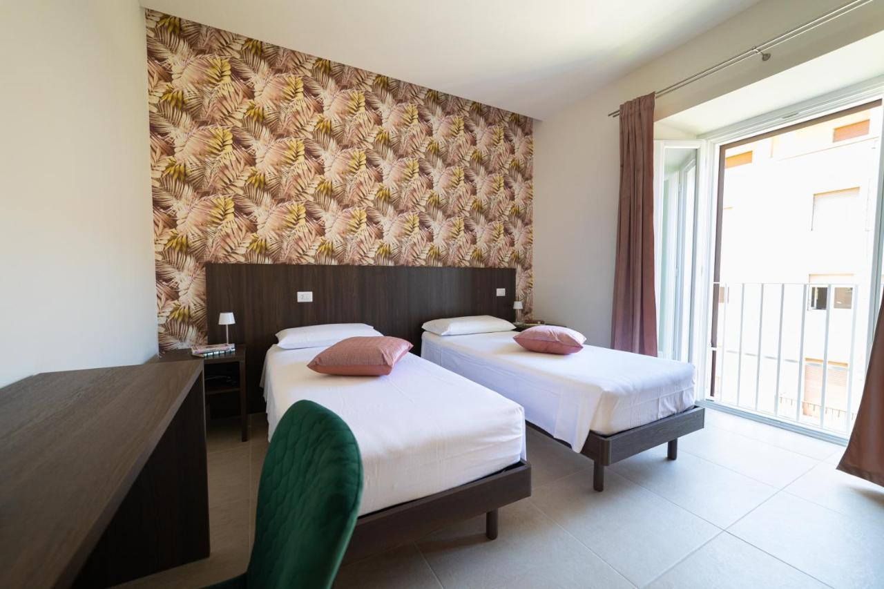 Numisia Guest House Terracina Εξωτερικό φωτογραφία